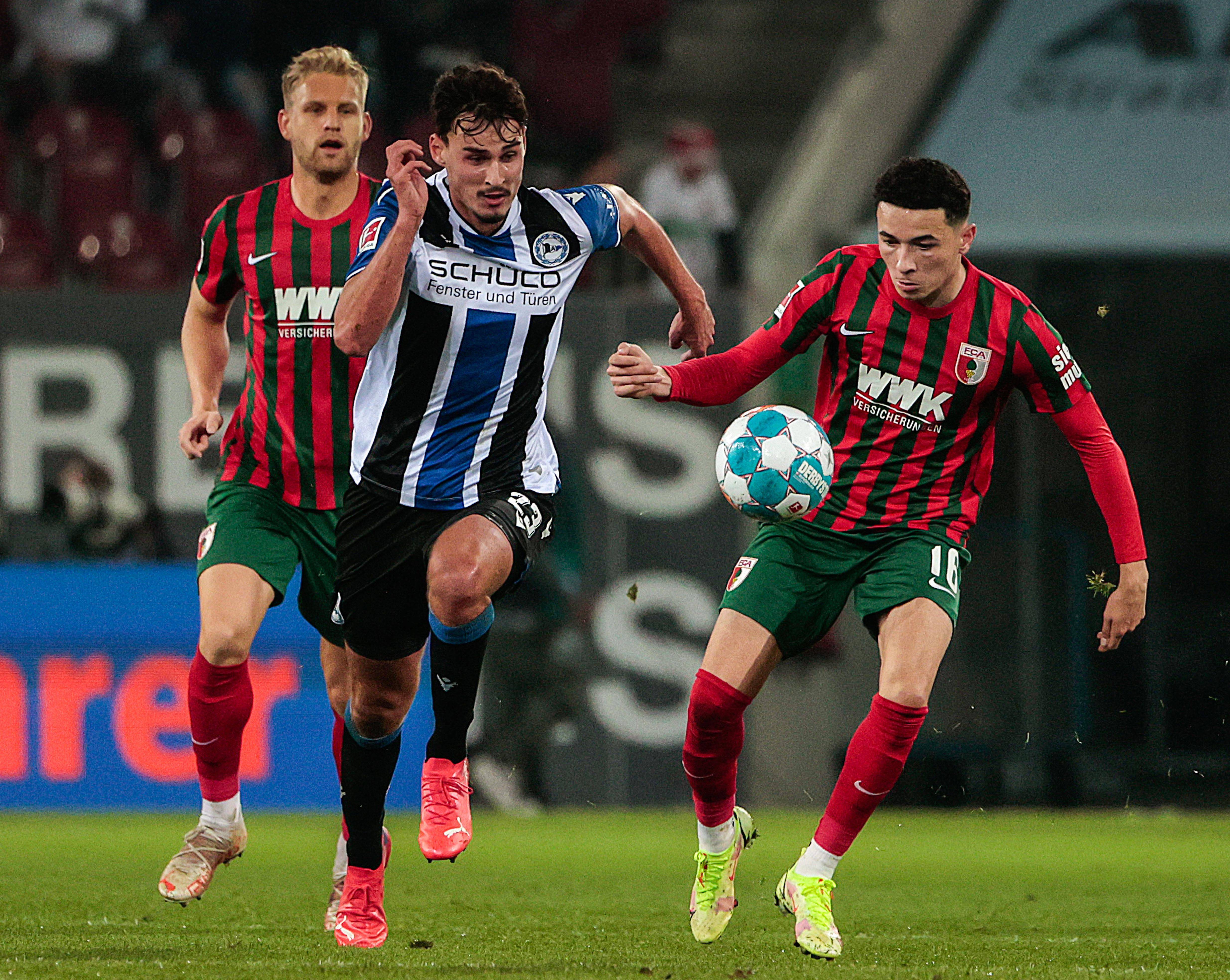 转会期法甲焦点战；埃因霍温临场应变；目标明确；年轻球员得到机会的简单介绍