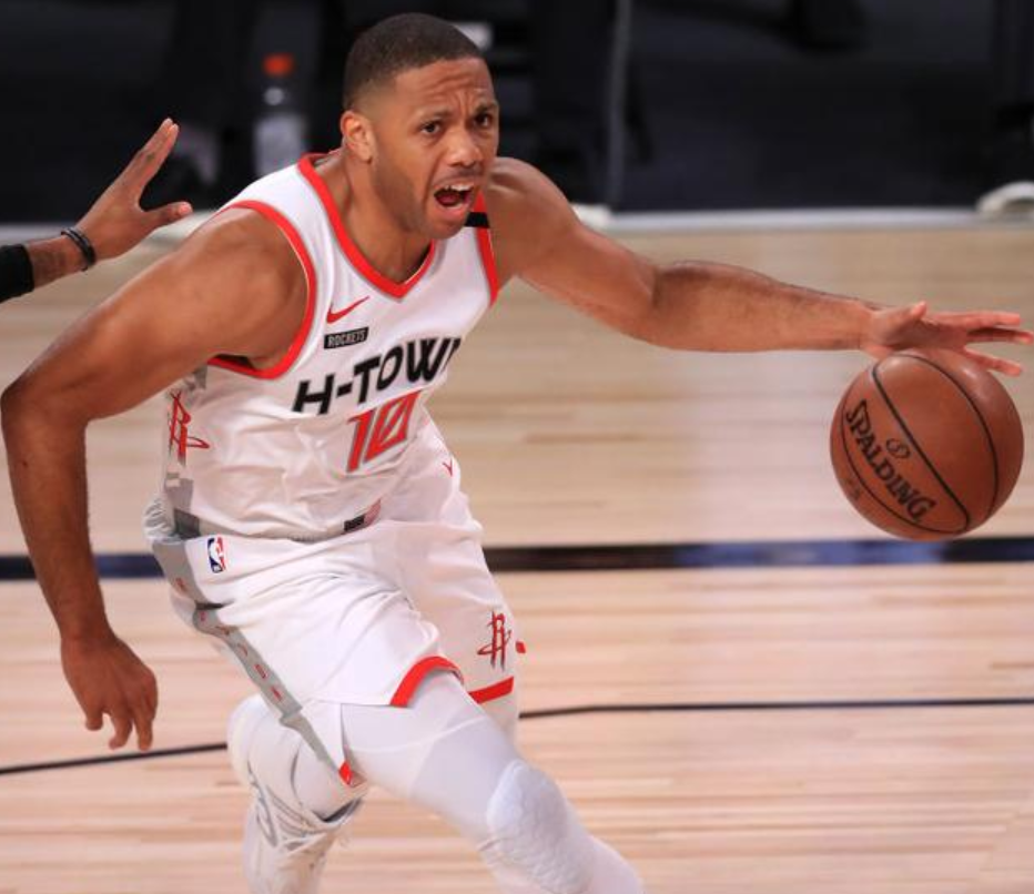 清晨欧超杯传出新动向；夏洛特黄蜂门线救险；管理层表态——质疑声仍在；心理建设被强调的简单介绍