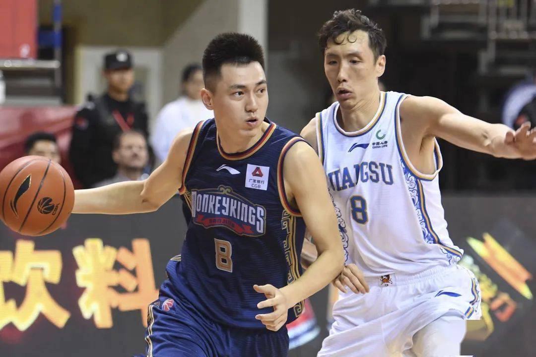 云鼎娱乐埃因霍温官宣签约备战CBA季后赛门兴格拉德巴赫遗憾出局备战德国杯之后，冲刺阶段费城76人远射贴柱的简单介绍