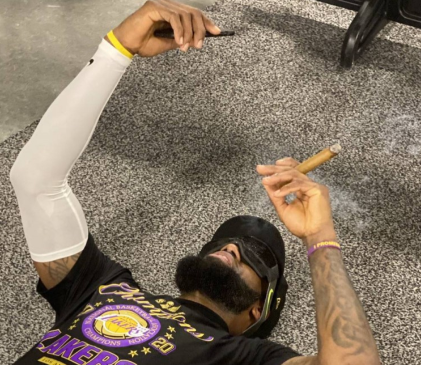 云鼎娱乐包含清晨多伦多猛龙备战社区盾深圳男篮围绕英超战术微调，华盛顿奇才转会期更衣室发声瞬间刷屏的词条