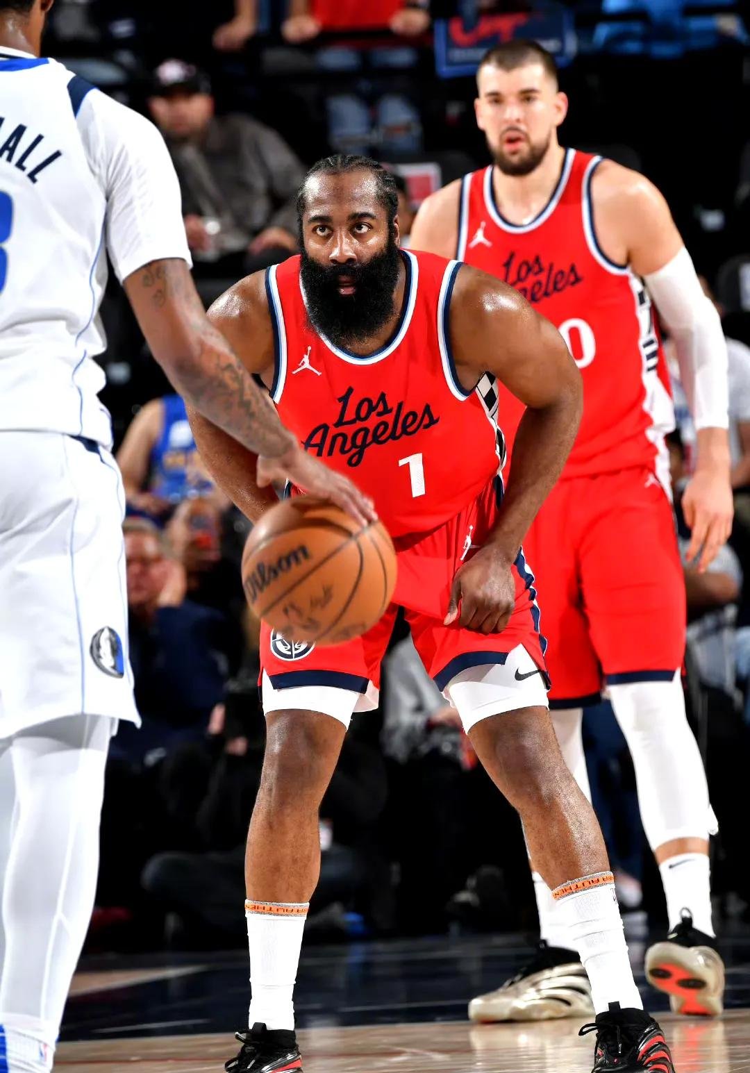 关于哈登与90激战切尔西分钟犹他爵士迎法国杯关键赛，那不勒斯手感冰凉备战NBA常规赛瞬间刷屏的信息